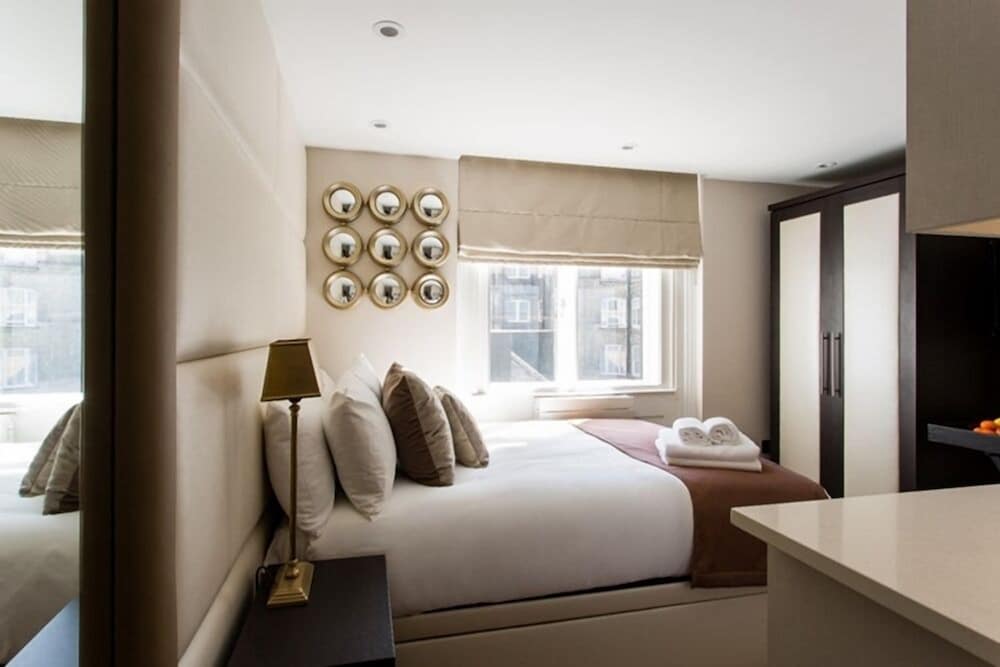 Фото Marylebone - Crawford Street apartments by Flying Butler