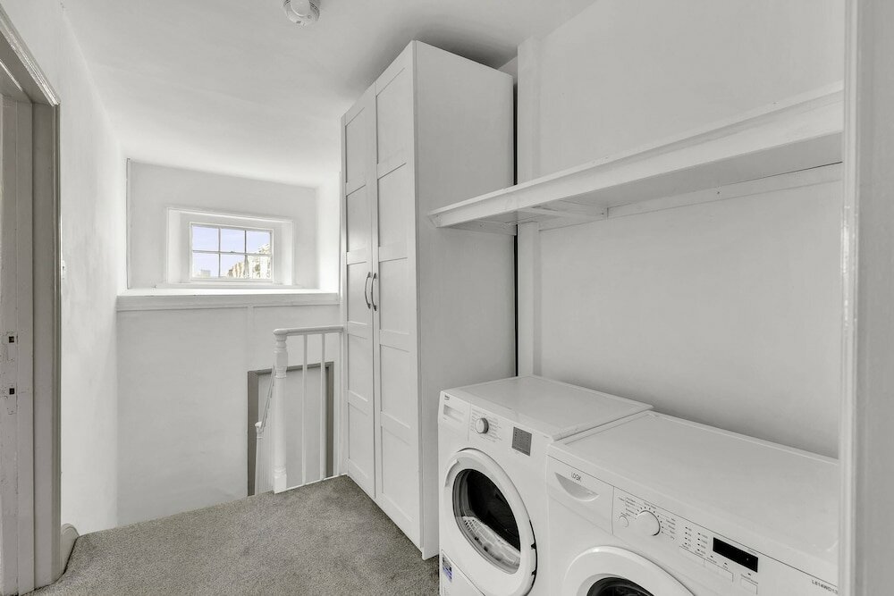 Фото Beautiful And Charming Paddington Apartment