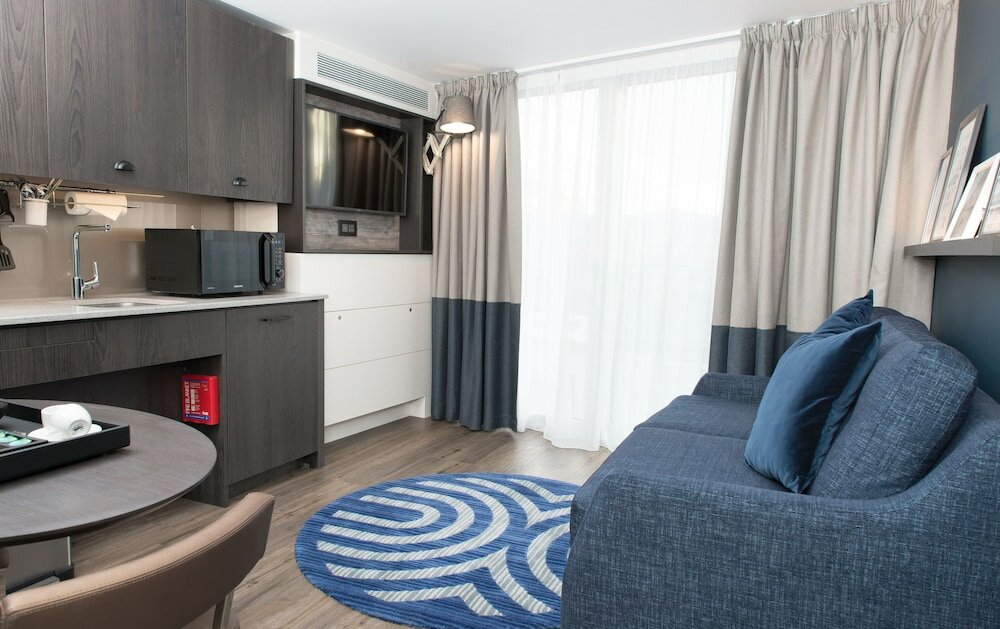 Фото Residence Inn by Marriott London Tower Bridge