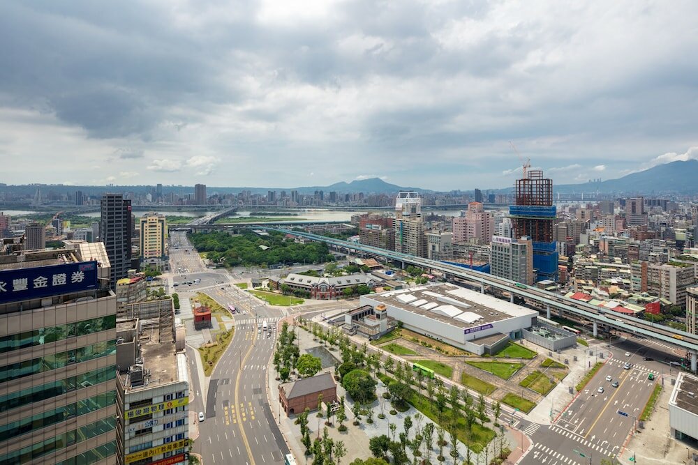 Фото Roaders Plus Hotel Taipei Station