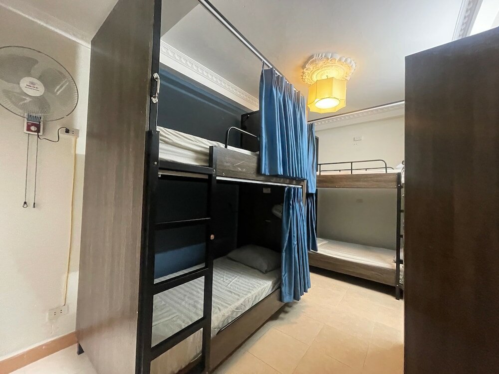 Фото Sword Lake Hostel