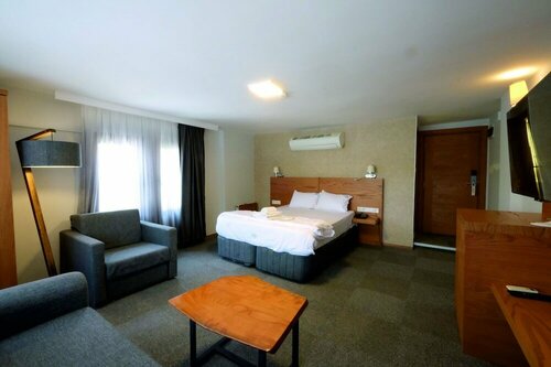Гостиница Varyant Hotel в Конаке