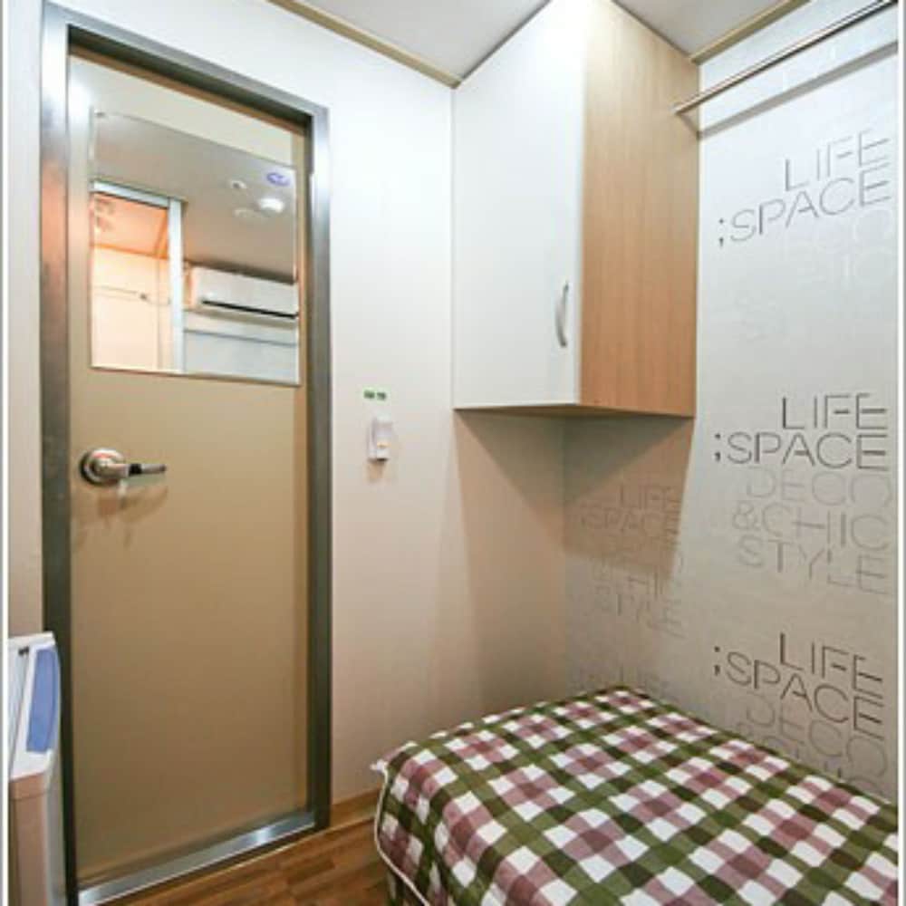 Фото Happy House Jongno