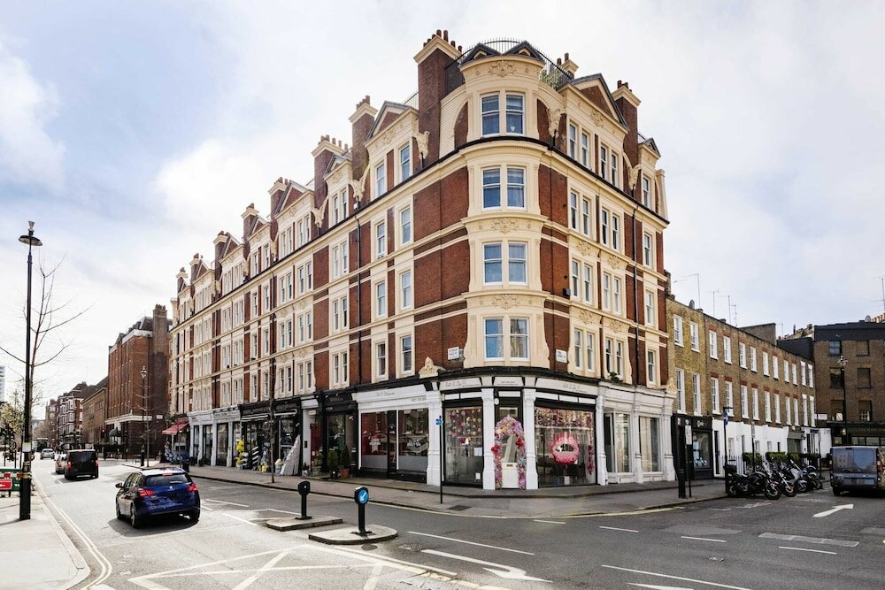 Фото отеля 1