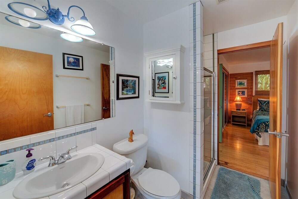 Фото Hale Ki'i Maka Manu 4 Bedroom Home by Redawning