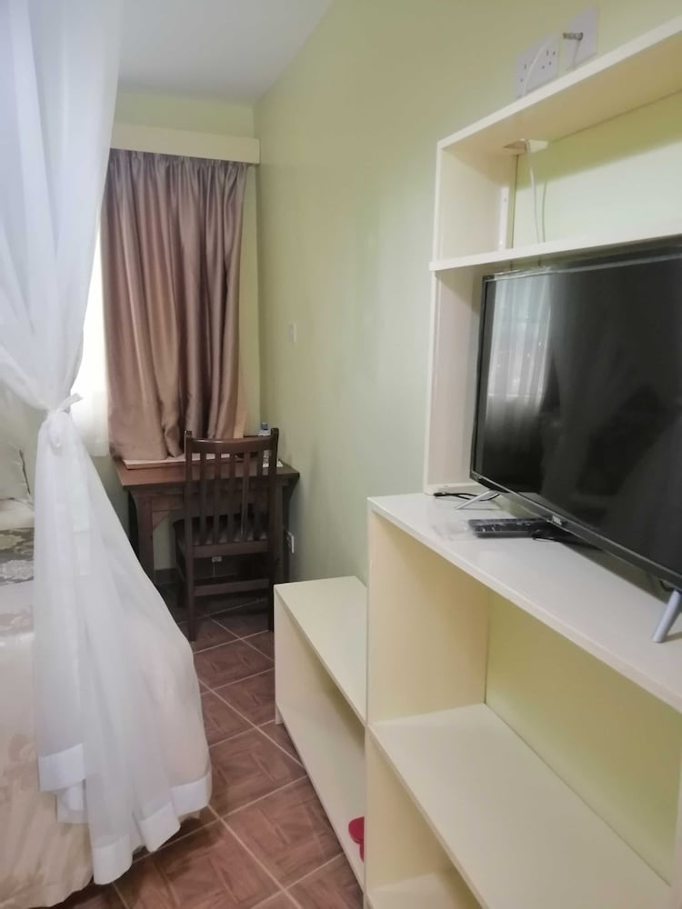 Фото Lake Olbolosat Resort Park Lodge