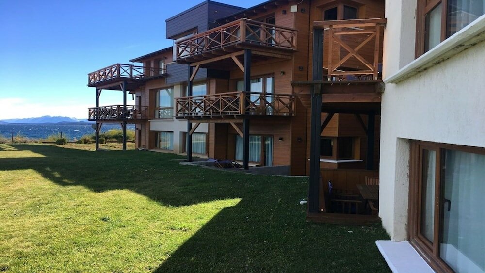 Фото Blue Parts - Nahuel Pb Lake View