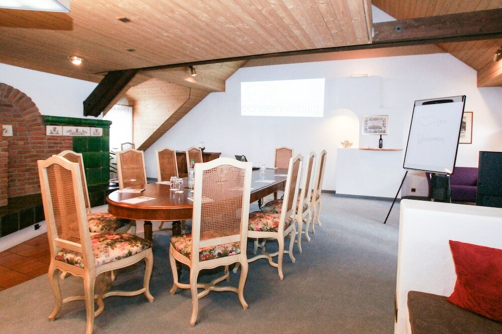 Фото Gartenhaus by Ochsen Lenzburg