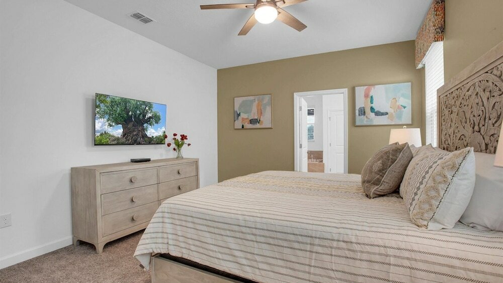 Фото 4169 Paragraph Drive