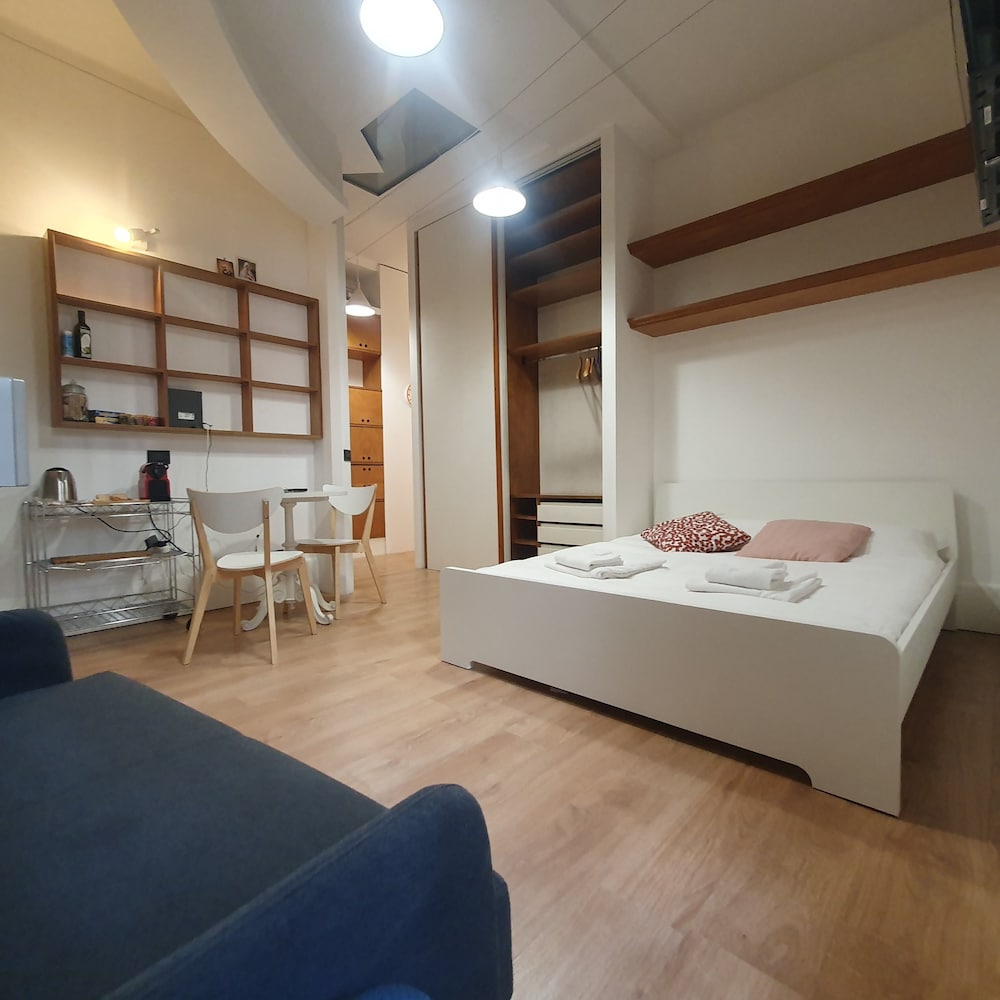 Фото BnButler - Visconti di Modrone 18