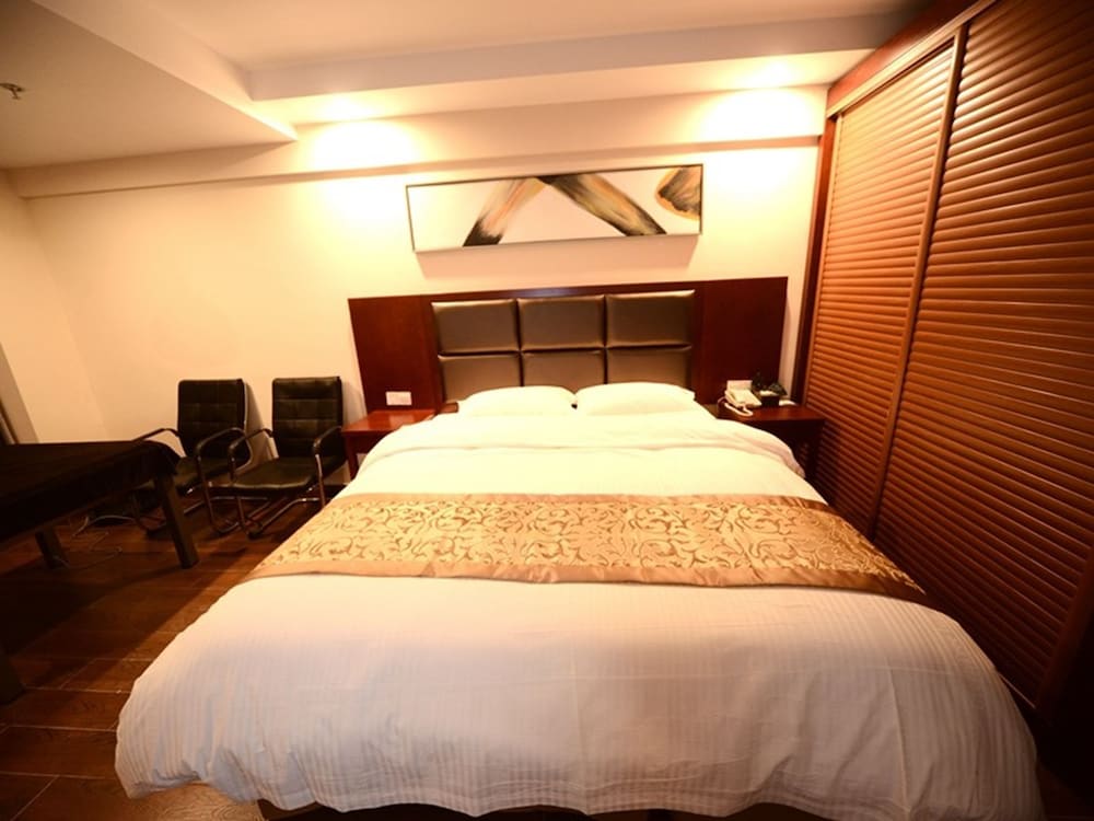 Фото GreenTree Inn Xuancheng Ningguo City East Ningyang Road Rt Mart Express Hotel