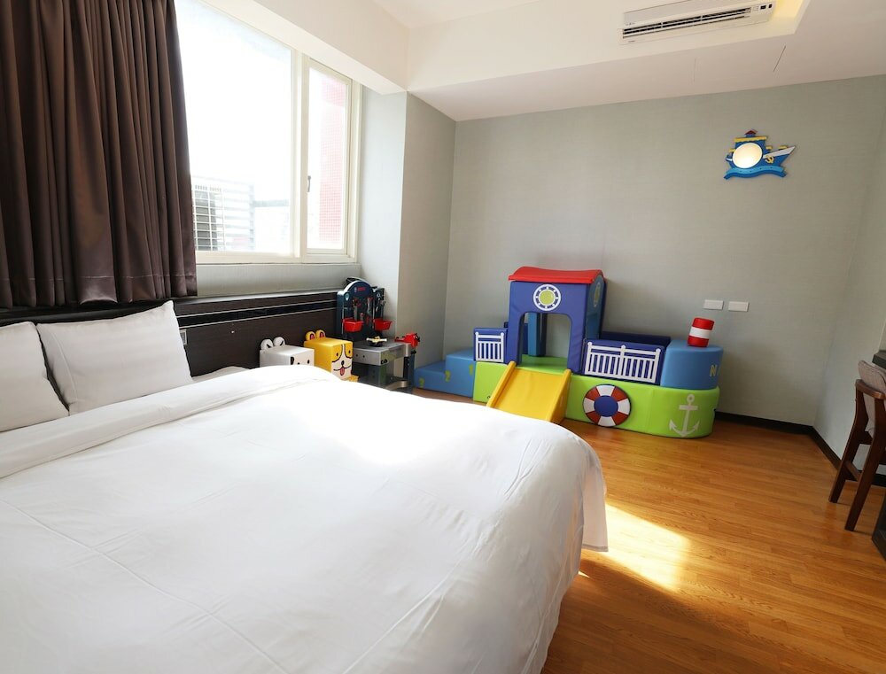 Фото Military 75 Hotel