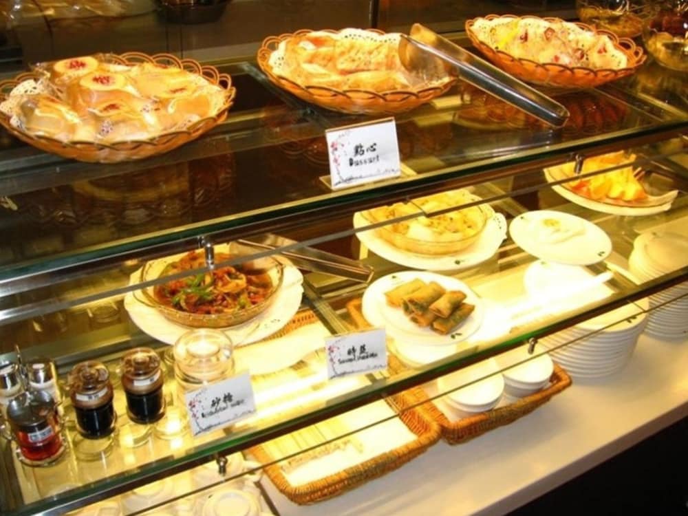 Фото Green Tree Inn Zhenjiang Zhongyang Street Rt-mart