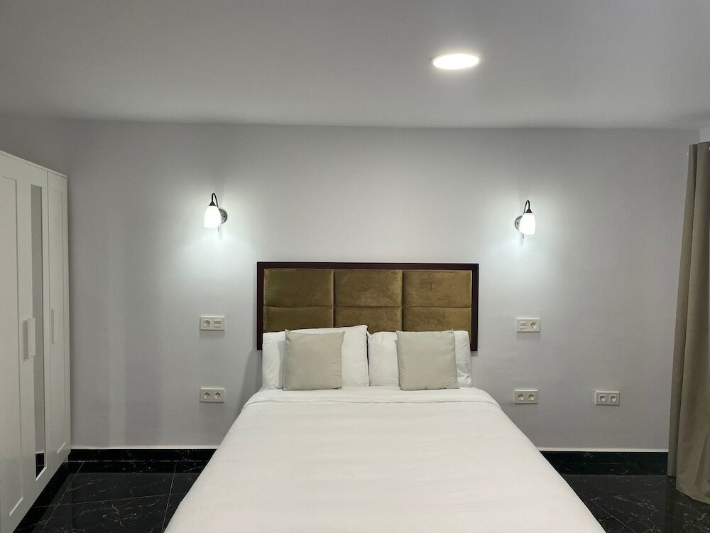 Фото SL Hostel Marbella