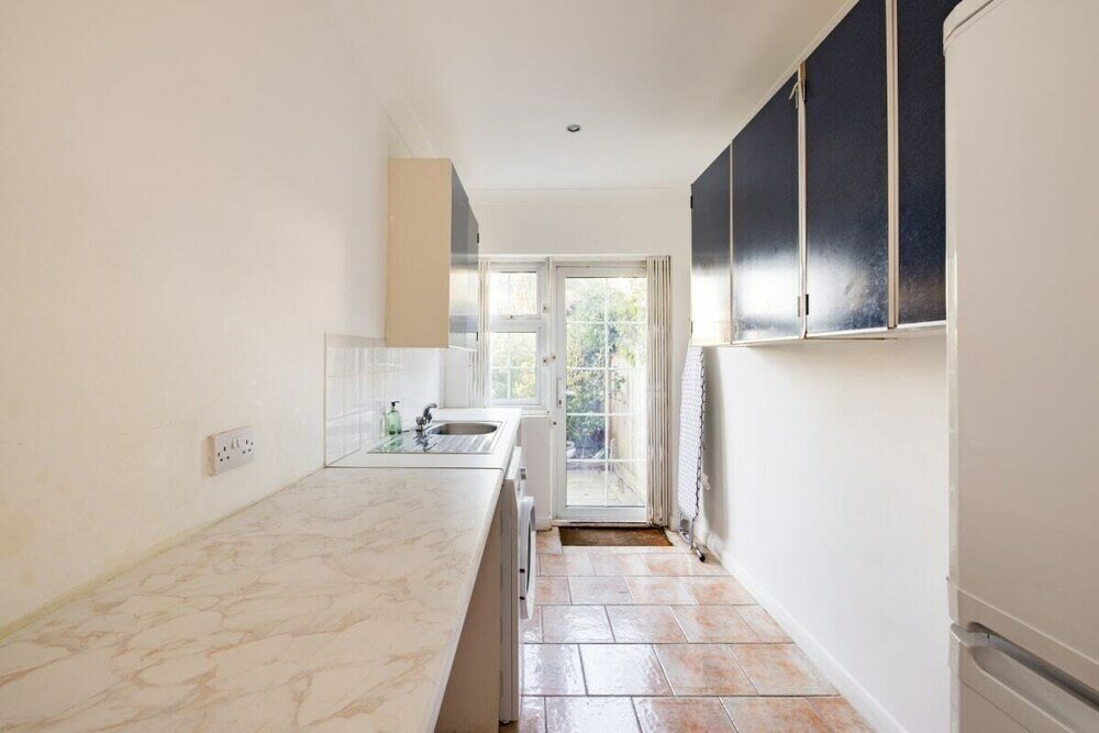 Фото The Mill Hill Wonder - Inviting 3bdr House With Garden