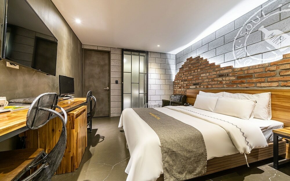 Фото Bucheon Renee