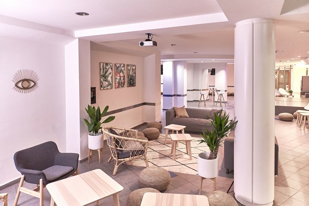 Фото Checkin Caribe Youth Hotel