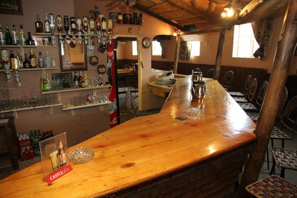 Фото Kestell Hotel