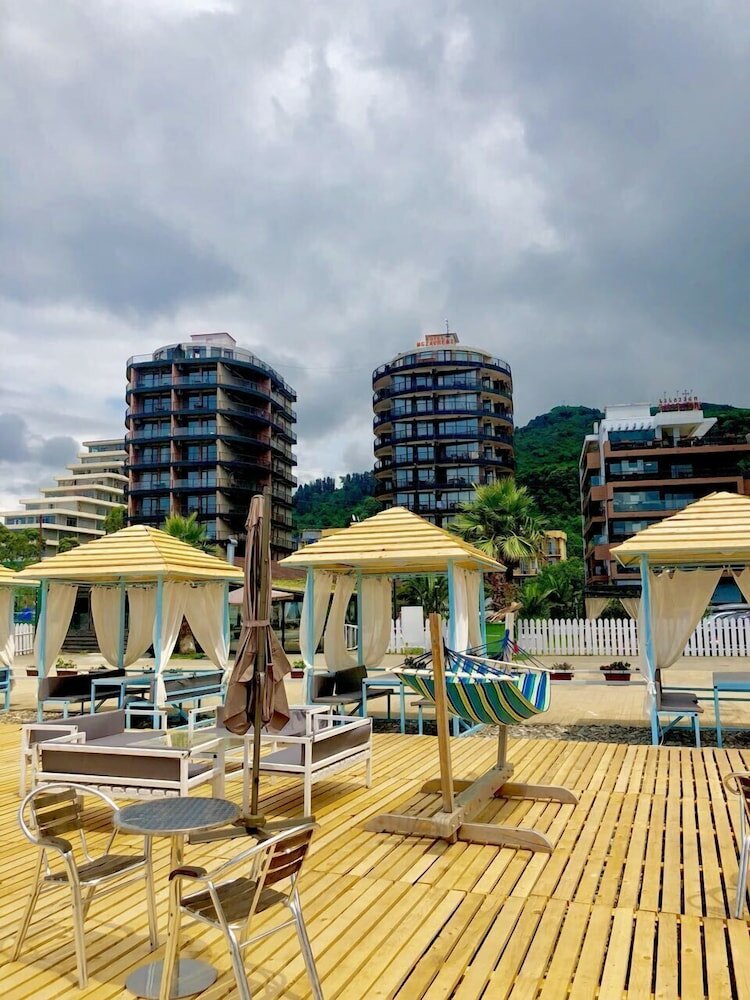 Фото Отель Roshe by Mgzavrebi