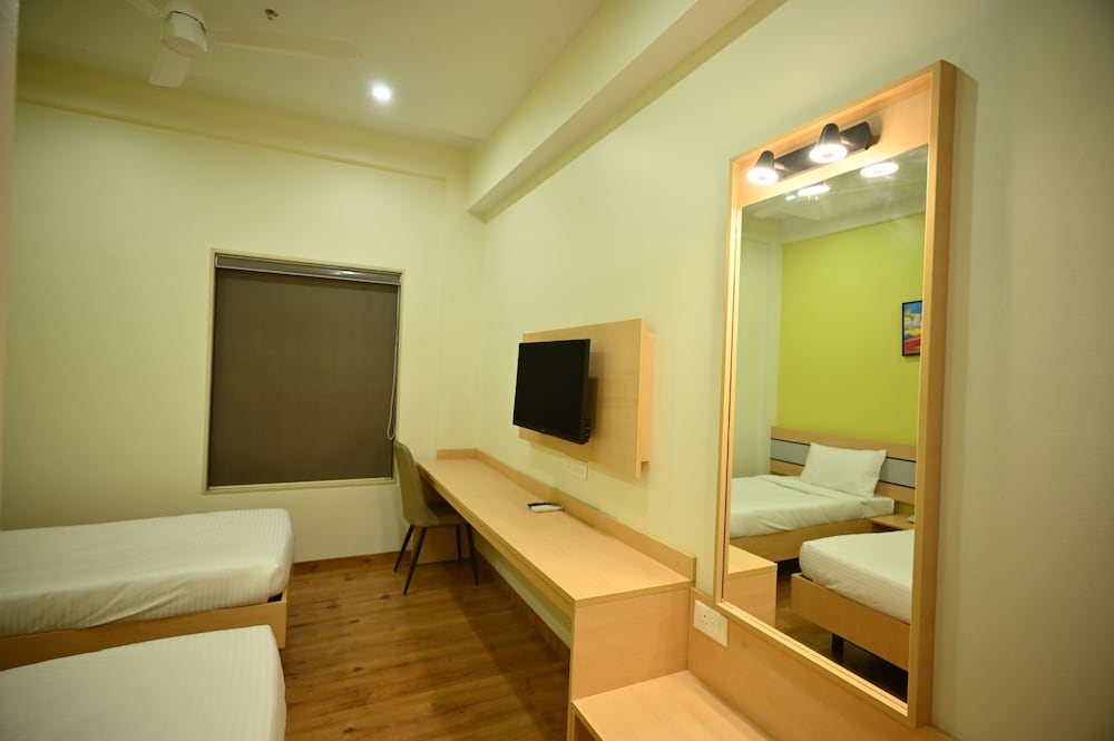Фото Hotel City Centre Latur