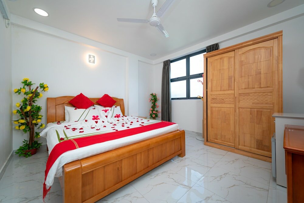 Фото Отель White Beach Holiday