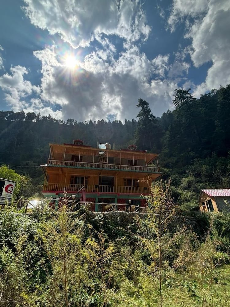 Фото Hostay Tirthan