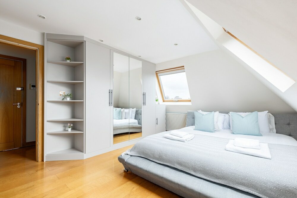 Фото The Acton Collection