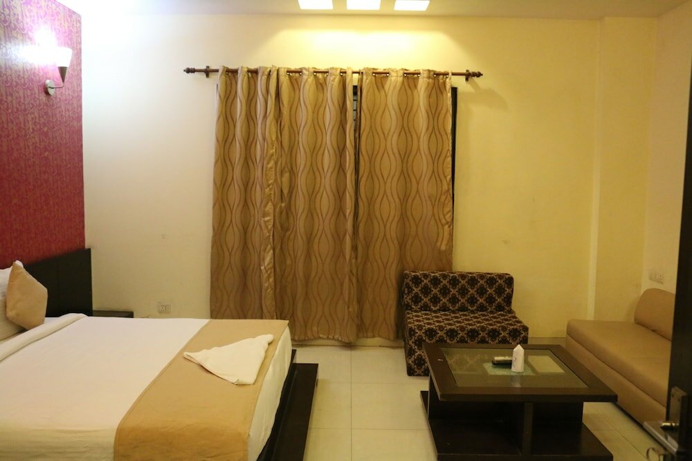 Фото Airport Hotel Delhi Aerocity Inn