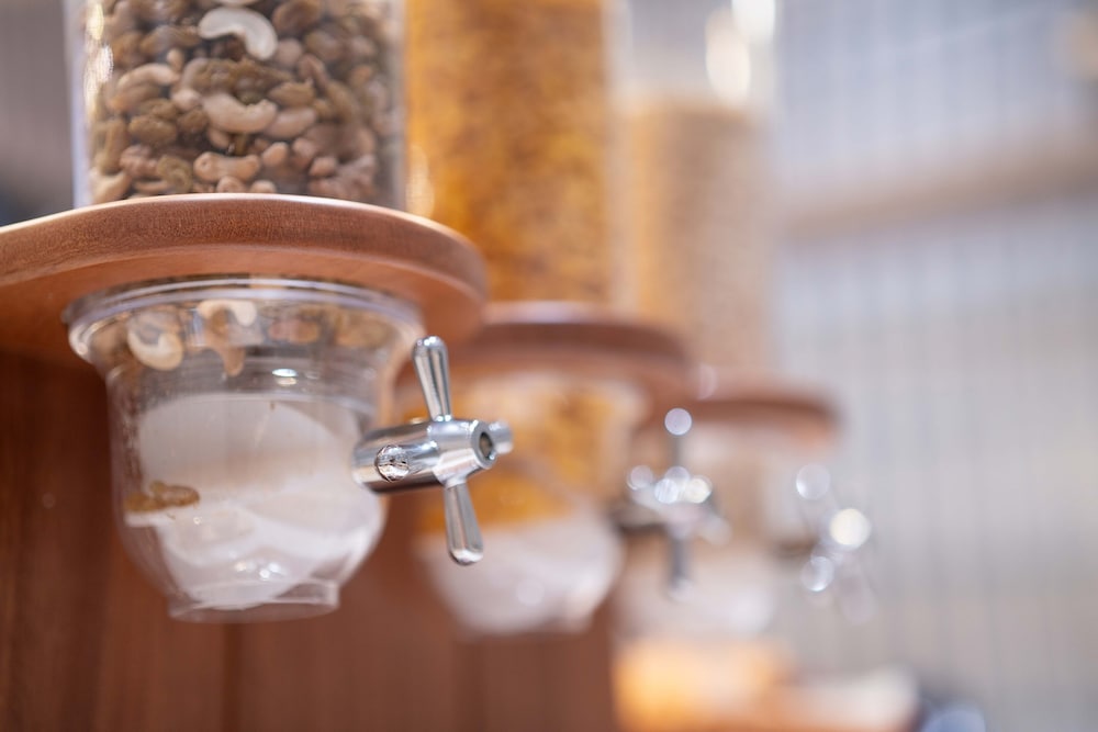 Фото Holiday Inn Express Shanghai Hongqiao Linkong