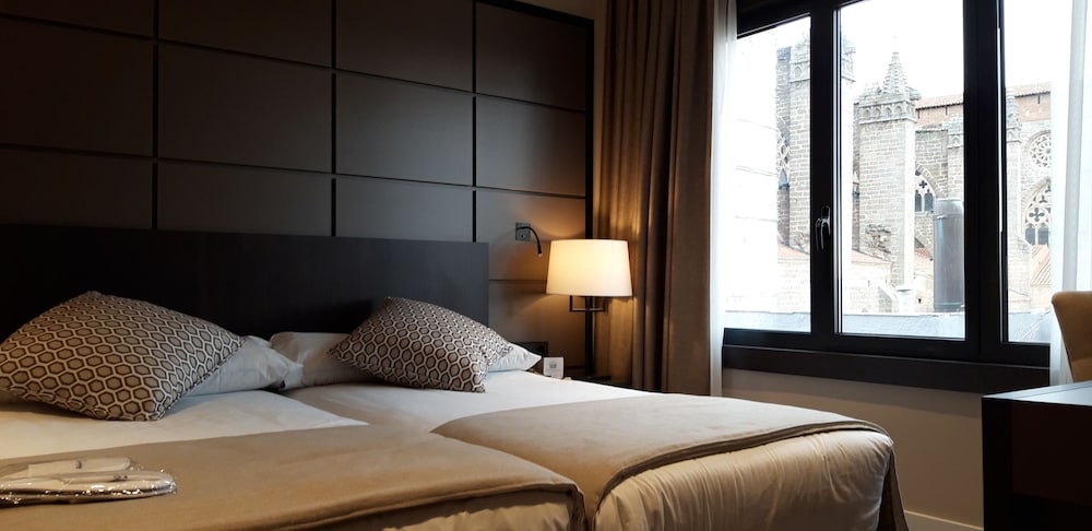 Фото Hotel Palacio de Valderrábanos