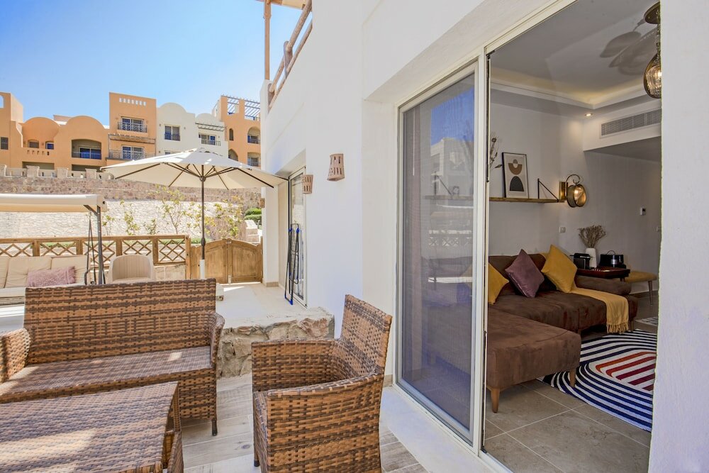 Фото Outstanding Sea View-Azzurra Apartments