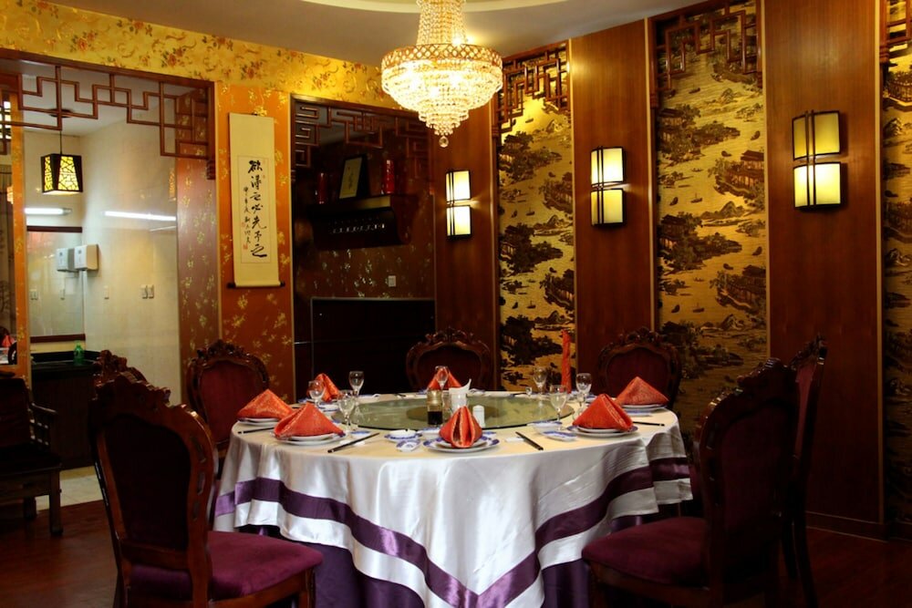 Фото Hong Shan Yi Hotel