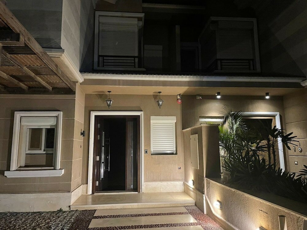 Фото New Giza villa with private pool