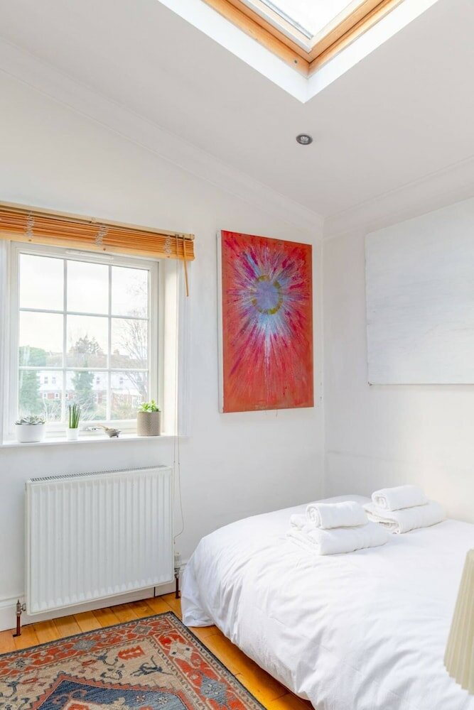 Фото Vintage Inspired Flat in Stoke Newington