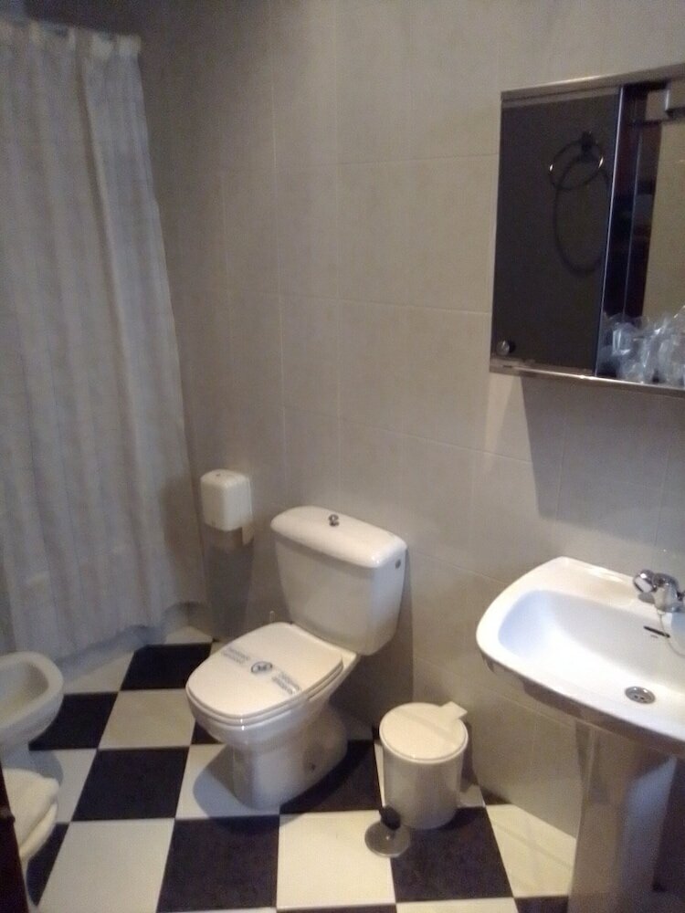 Фото Hostal Comercio