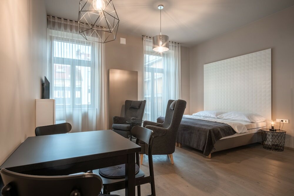 Фото Aparthotel Rimska 14