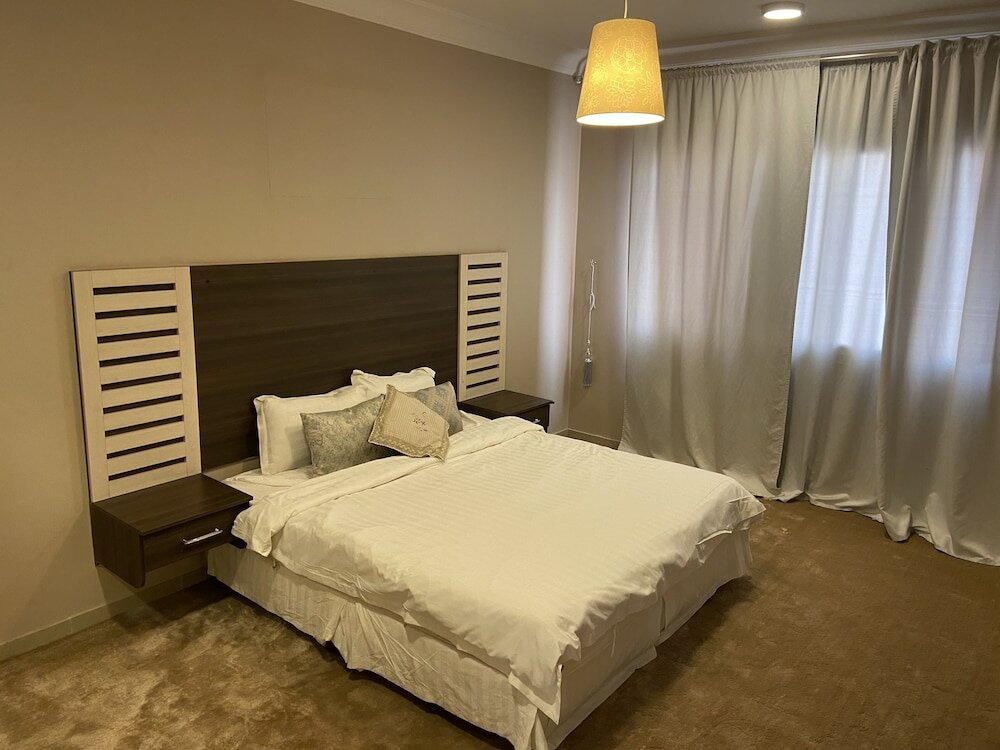 Фото Bq Hotel Suites