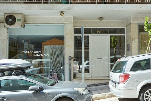 Гостиница Fabulous 3 Bedroom Apartment near Kalimarmaro в Афинах