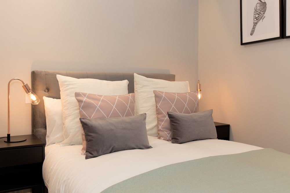 Фото Elephant and Castle by Allô Housing