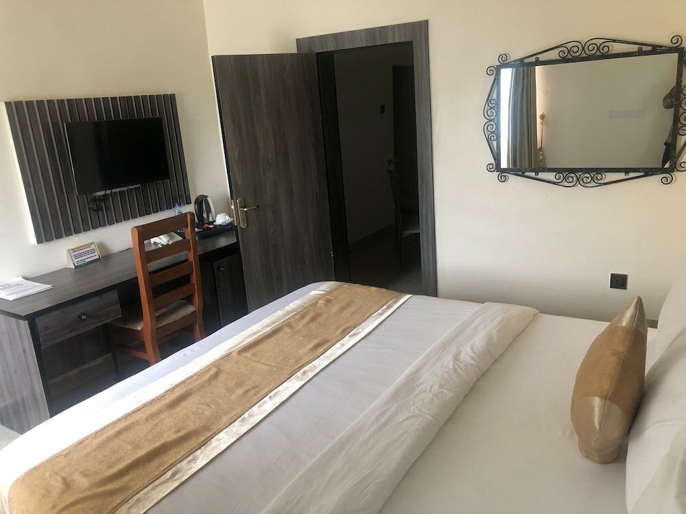 Фото Roban Hotels Limited