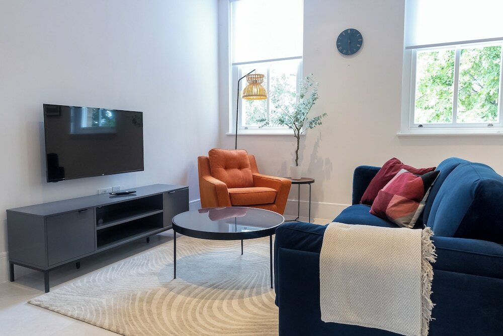 Фото Hungerford Rd Apts near stations by Sojo