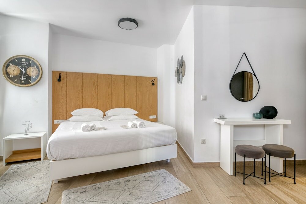 Фото Elia Kolonaki Luxury Apartments