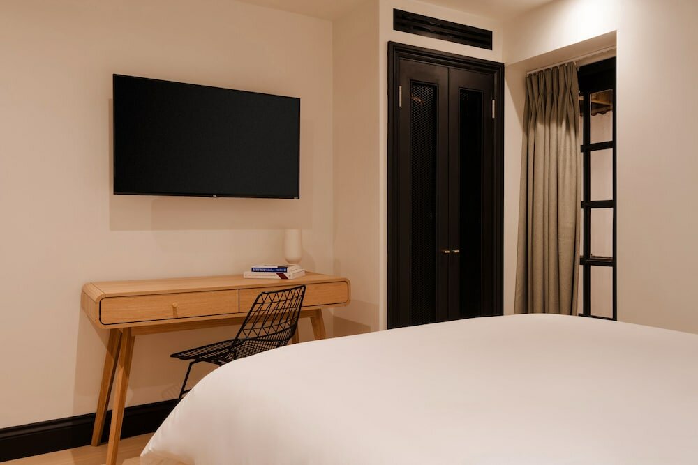 Фото Sonder Chelsea Green