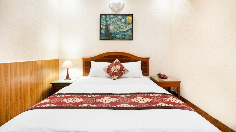 Фото Queen Hotel Saigon Airport