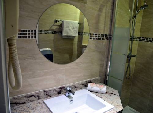 Фото Hotel Parisien