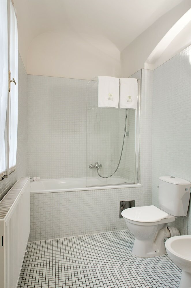 Фото 6 Continents Apartments by Adrez Living