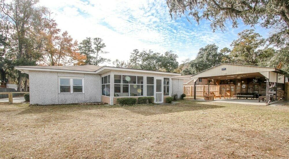 Фото Deep Water Dock and Home on the Ga Coast
