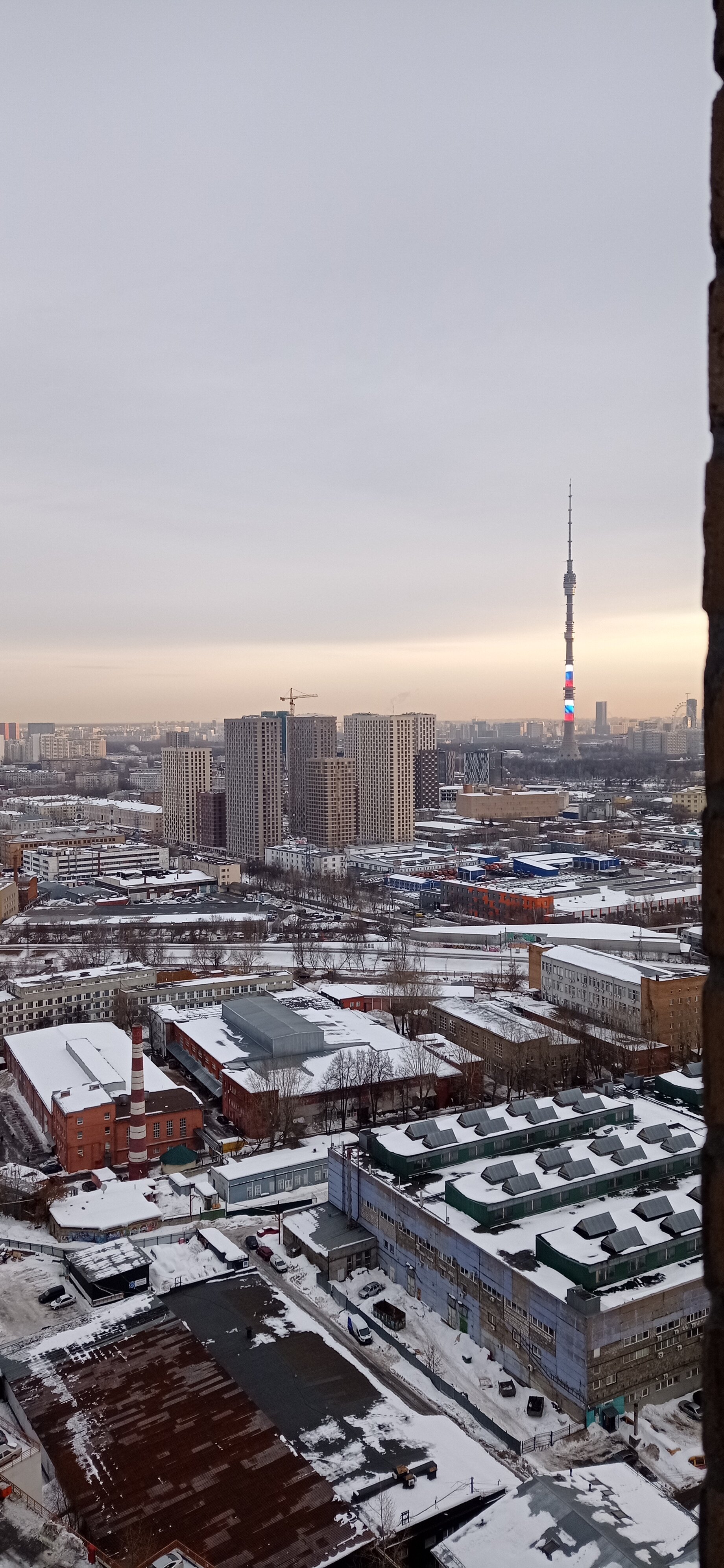 Фото В Небоскребе с видом на Останкинскую башню