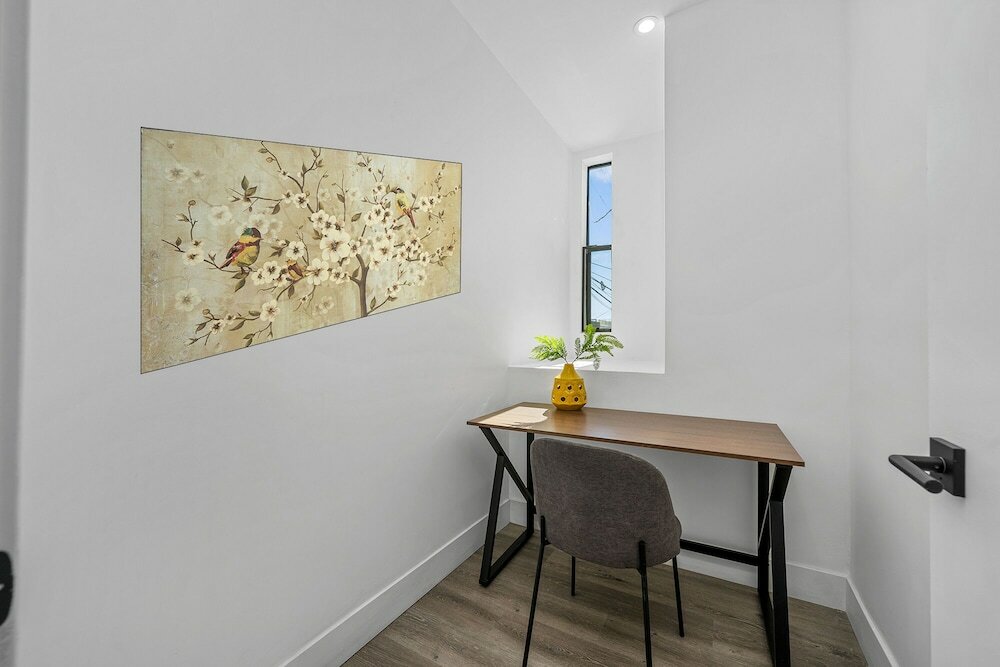 Фото The Melrose in Los Angeles