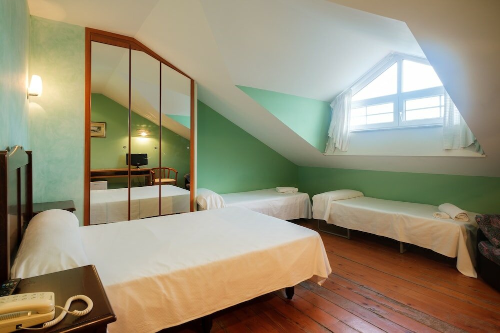 Фото Hotel Playa de Luanco